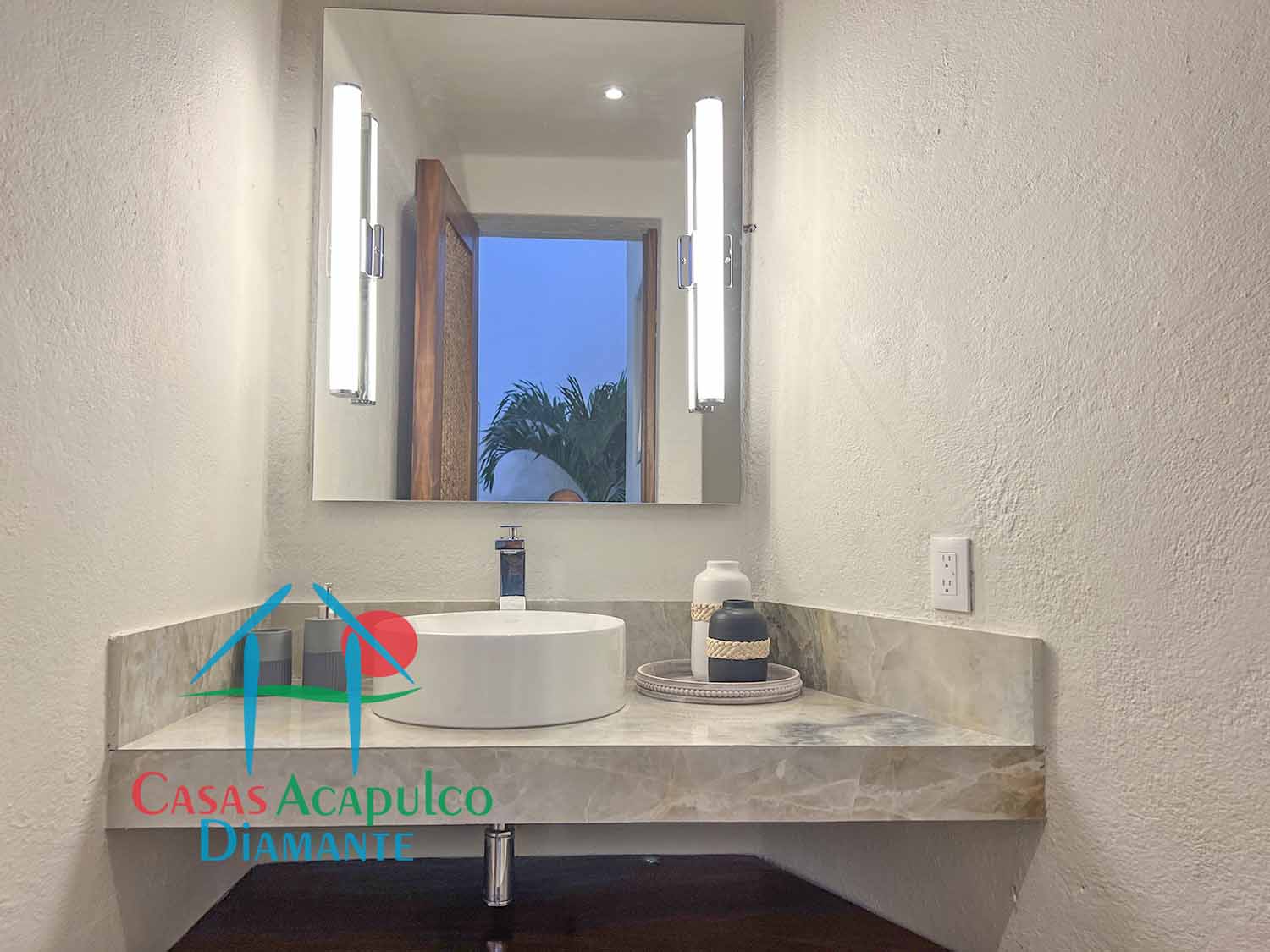 Villa Sahasrara - Baño visitas 2